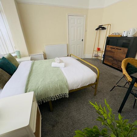 Double Bedroom Near City Center 曼彻斯特 外观 照片